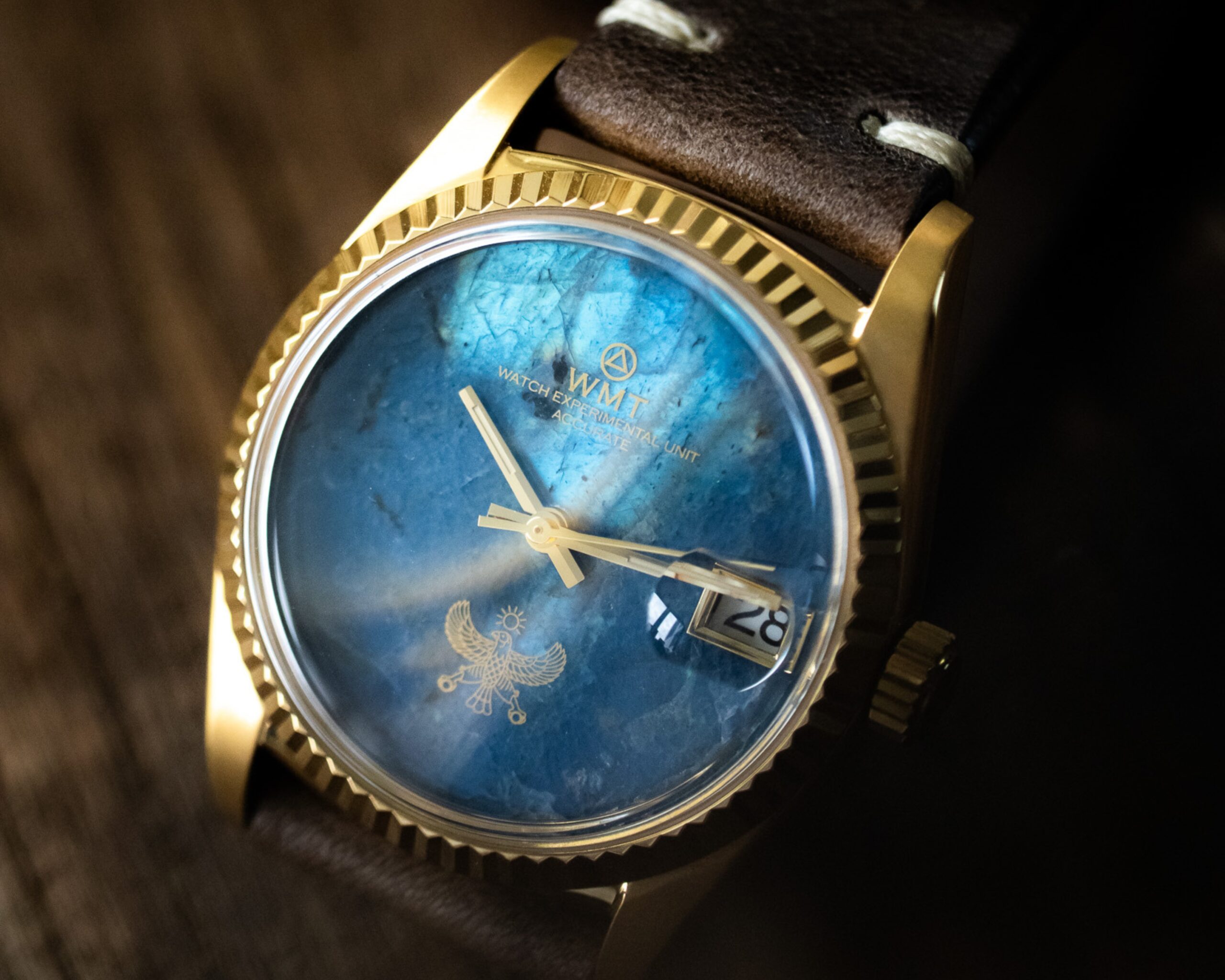 Cabochon – Blue Labradorite Stone / Falcon / Gold Plating Edition